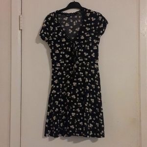Daisy pattern dress